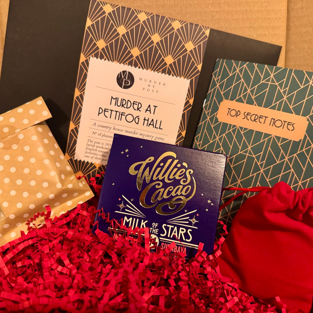 Content of Partner in Crime Gift Box